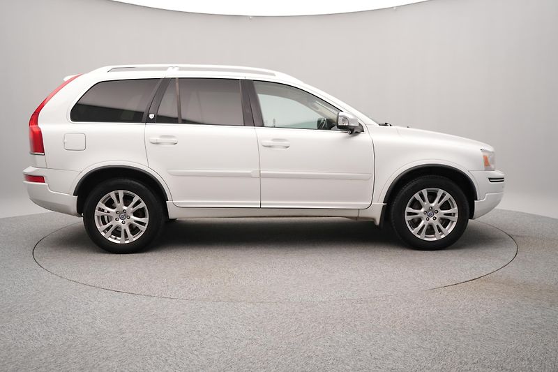 Volvo XC90 D5 AWD EXECUTIVE AUT CZ - fotka 11 z 36