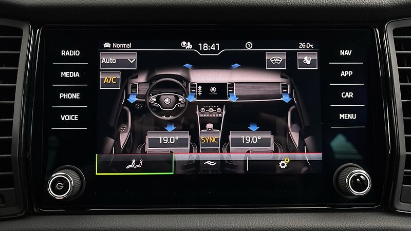 Škoda Kodiaq 2.0 TDI DSG 4x4 Sportline - fotka 27 z 30
