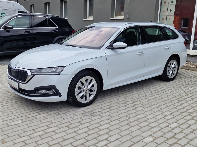 Škoda Octavia 2.0TDI Style, původ ČR,1.Maj. - fotka 6 z 50