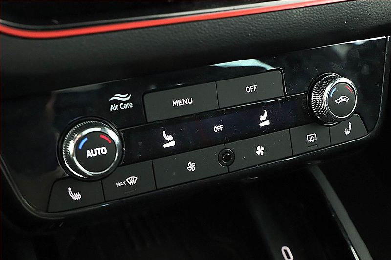 Škoda Scala (2025) 1.0 TSI, Monte Carlo - fotka 14 z 15