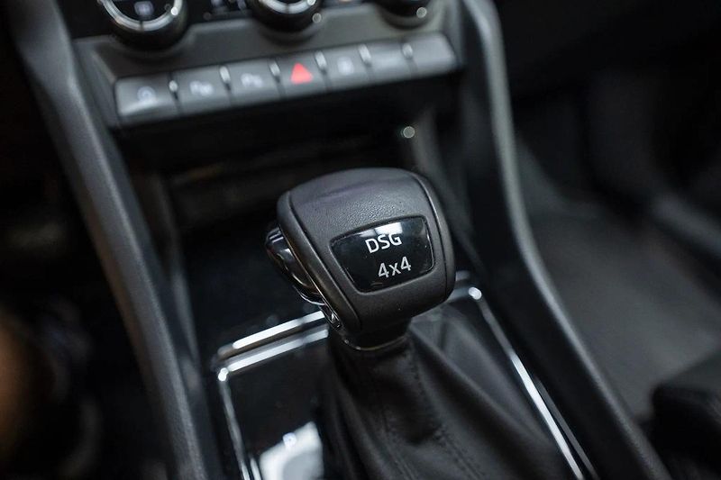 Škoda Kodiaq 2.0 TDI 140 kW 4x4 - fotka 16 z 39
