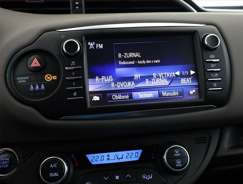 Toyota Yaris (2017) 1.5 Dual VVT-i, Automat, ČR - fotka 13 z 19