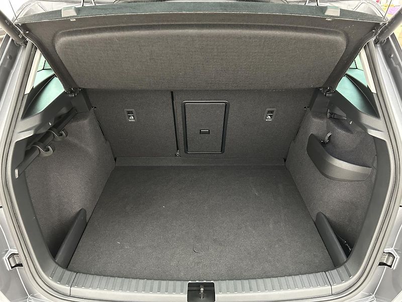 Škoda Karoq 2.0 TDI 4x4 Top selection - fotka 27 z 29