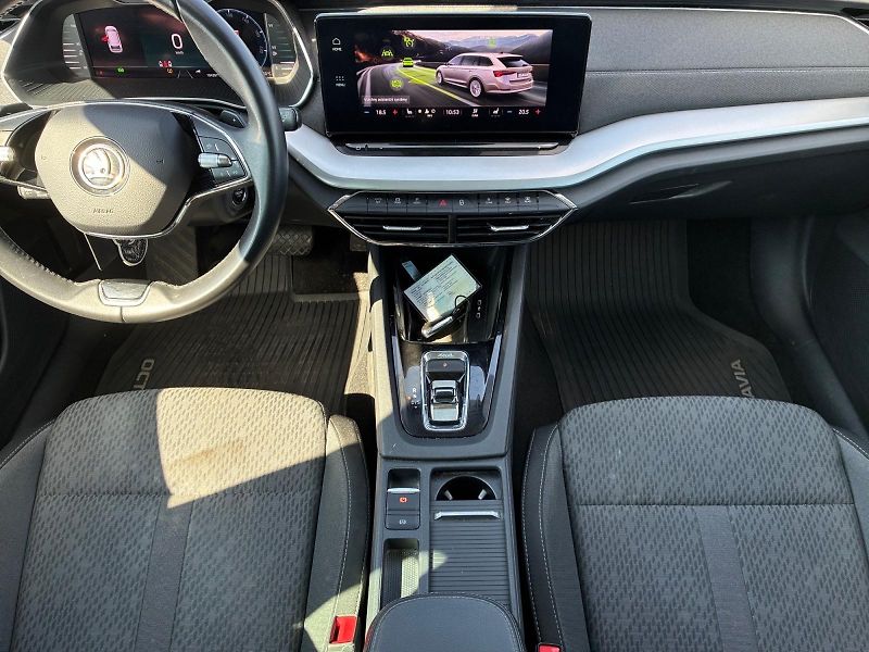 Škoda Octavia (2022) STYLE 2.0TSI 140kW DSG 4x4 CZ - fotka 10 z 11