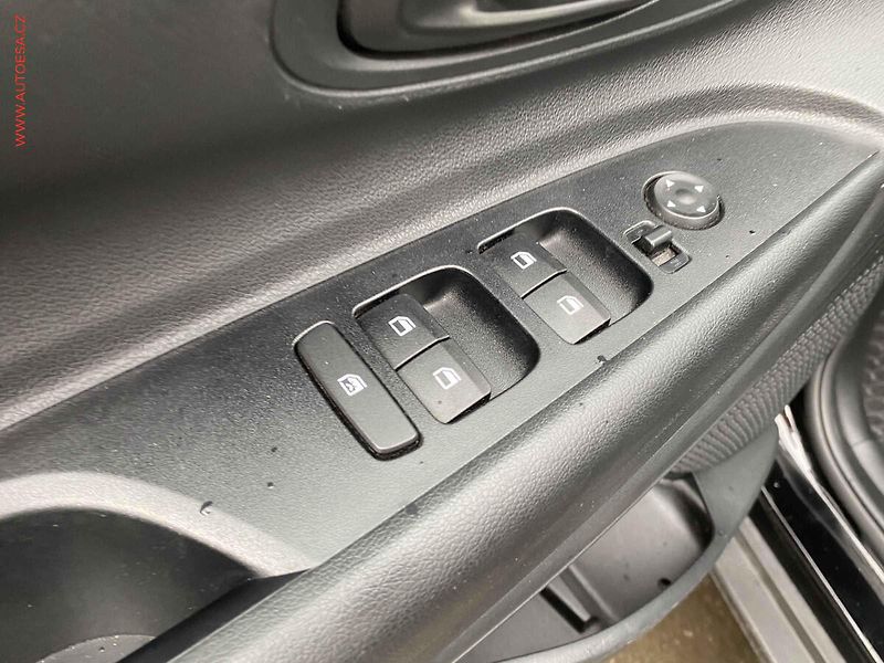 Hyundai Bayon (2022) 1.0 T-GDi, 1.maj,ČR, Smart - fotka 13 z 19