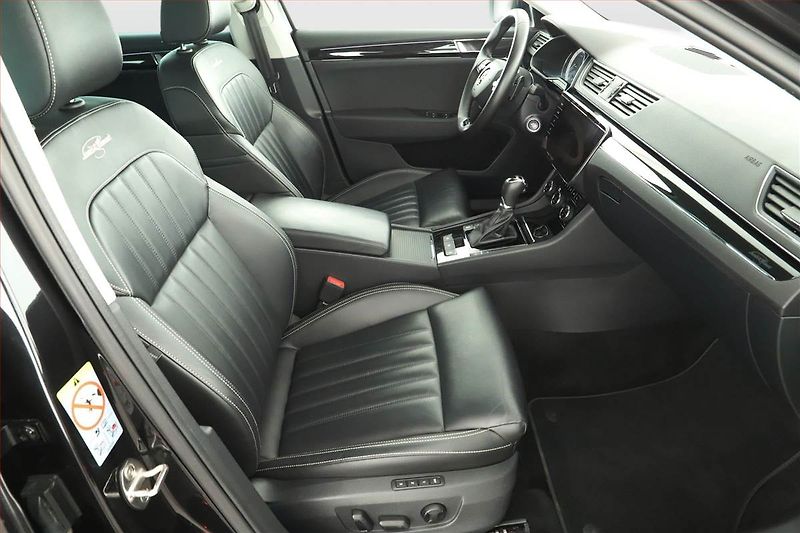 Škoda Superb (2020) Laurin&Klement 2.0 TDI - fotka 7 z 18