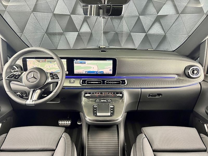Mercedes-Benz Třídy V d 4MATIC AMG EXCLUSIVE LONG, A - fotka 9 z 35