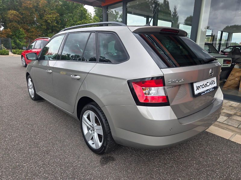 Škoda Fabia (2017) 1.0 TSI SERVISI KNÍŽKA - fotka 2 z 10