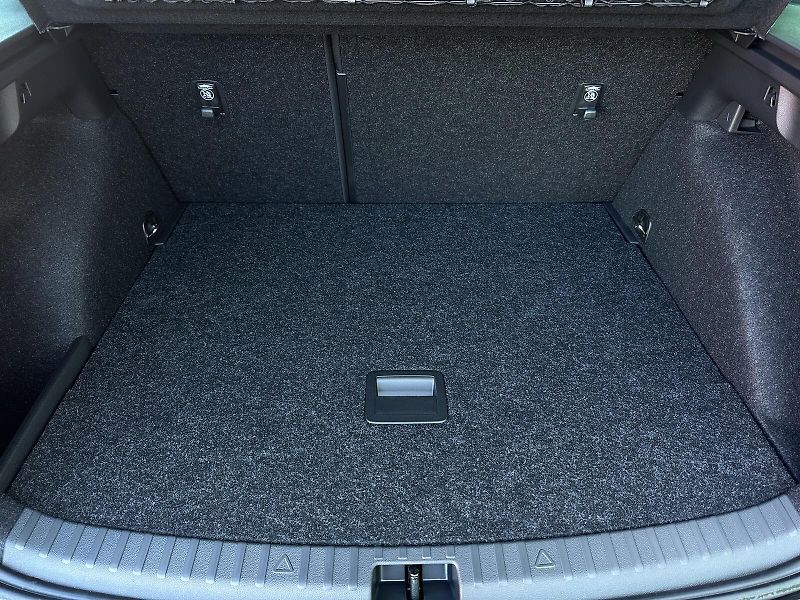 Škoda Scala 1.0TSi DSG 116PS LED V.Cockpit - fotka 44 z 47