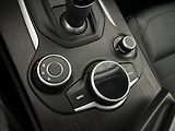 Alfa Romeo Stelvio 2,2   JTD 132kW,AUTOMAT,SERVIS - náhled 23