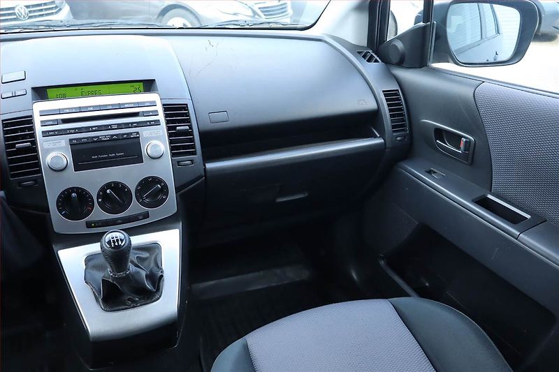 Mazda 5 (2006) 1.8, 7 míst, nová STK - fotka 8 z 19