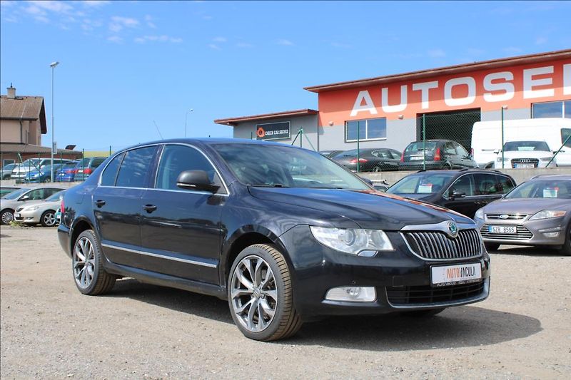 Škoda Superb 2,0 TDi  4 x 4, DIG.KLIMA, ČR - fotka 3 z 38