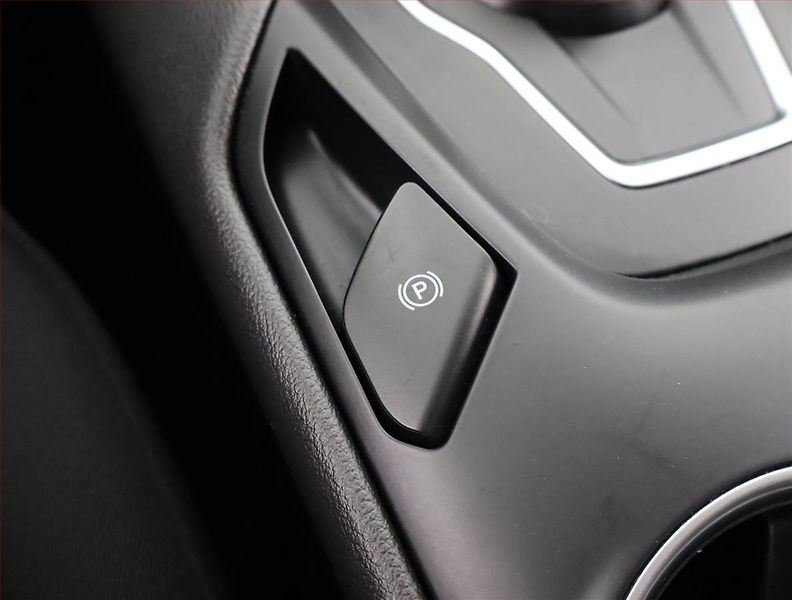 Ford Mondeo (2019) 2.0 EcoBlue, Automat - fotka 18 z 21
