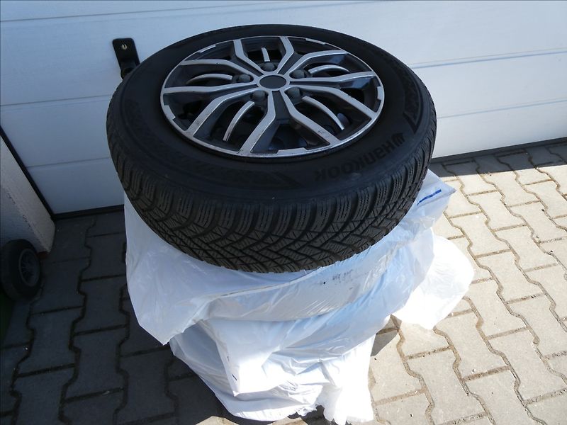 Volkswagen Golf 1,6 TDi 81kW DSG ALLSTAR,2xkol - fotka 44 z 50