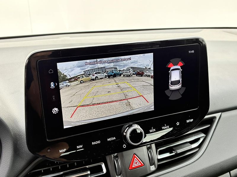 Hyundai i30 1.5 T-GDI 103kW DCT N-Line - fotka 17 z 20