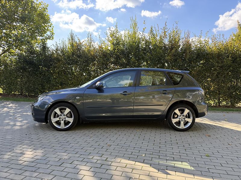 Mazda 3 1.6 Sport Active - fotka 5 z 28