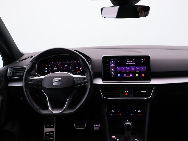 Seat Tarraco 2,0 TDI 147kW DSG CZ FR DPH - fotka 26 z 34
