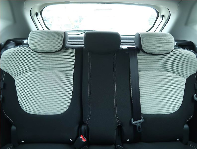 Renault Captur (2018) 1.2 TCe, Automat, Serv.kniha - fotka 10 z 22