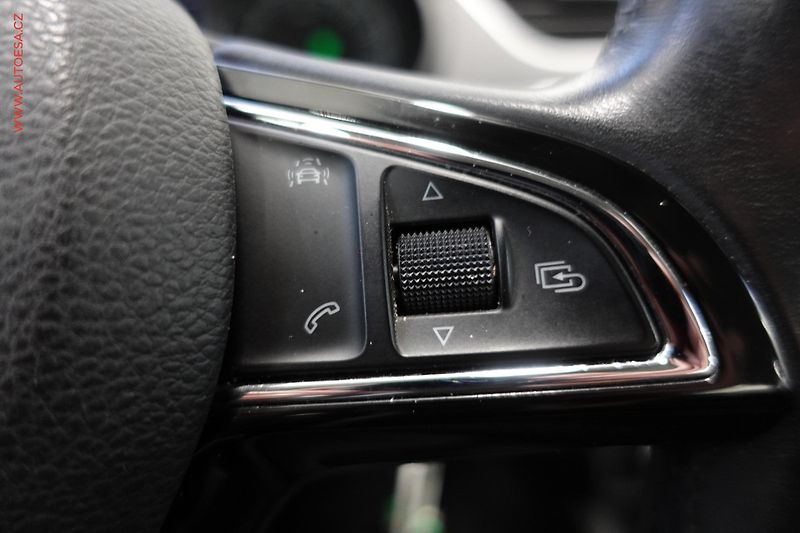 Škoda Octavia (2015) 1.4 TSi, 1.maj,ČR, Fresh, DSG - fotka 17 z 24