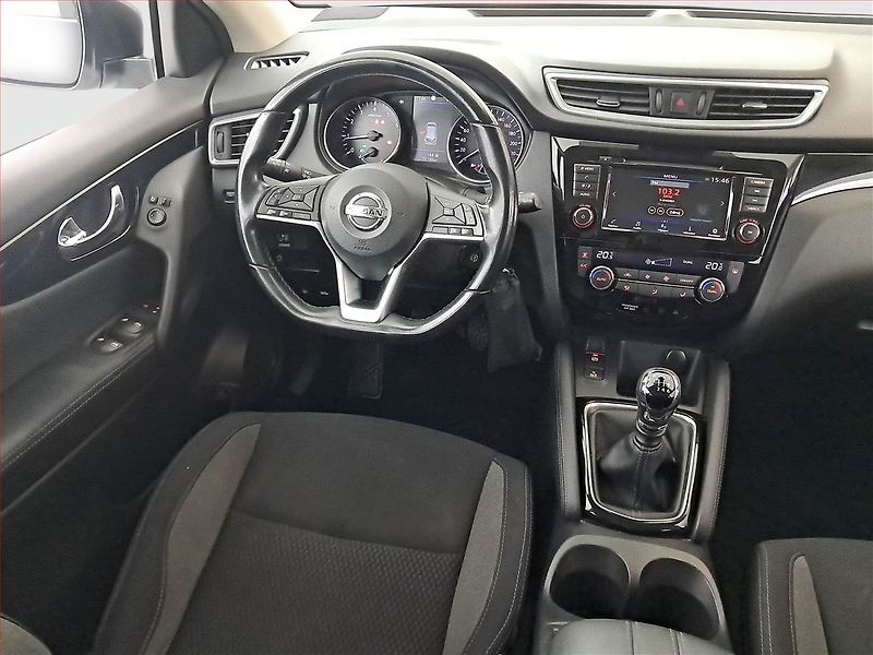 Nissan Qashqai (2021) 1.3 DIG-T, Serv.kniha - fotka 7 z 15