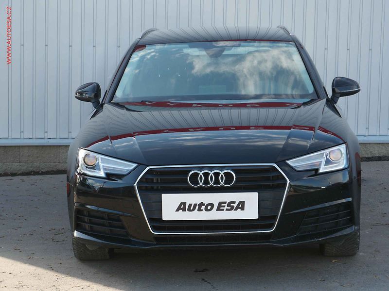 Audi A4 (2016) 2.0 TDi, AC, bixen, park - fotka 2 z 22
