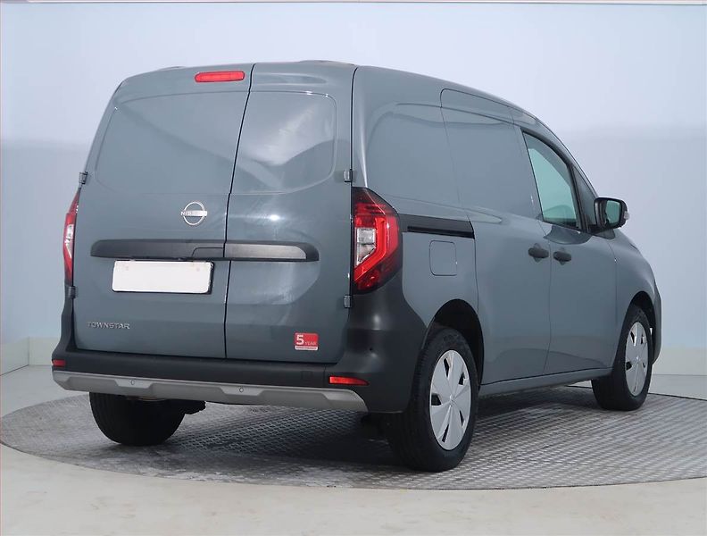 Nissan Townstar (2022) N-Connecta 1.3 DIG-T, ČR - fotka 5 z 17
