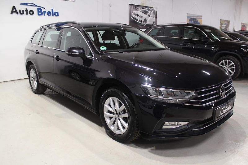 Volkswagen Passat (2021) 2.0TDI DSG Display LED - fotka 3 z 34
