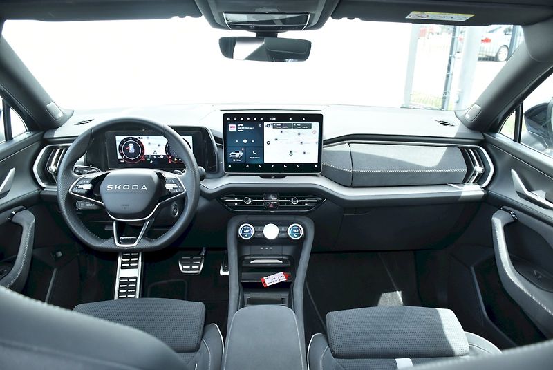 Škoda Kodiaq (2025) SPORTLINE 2.0 TDI 142kW 4x4 DS - fotka 10 z 35