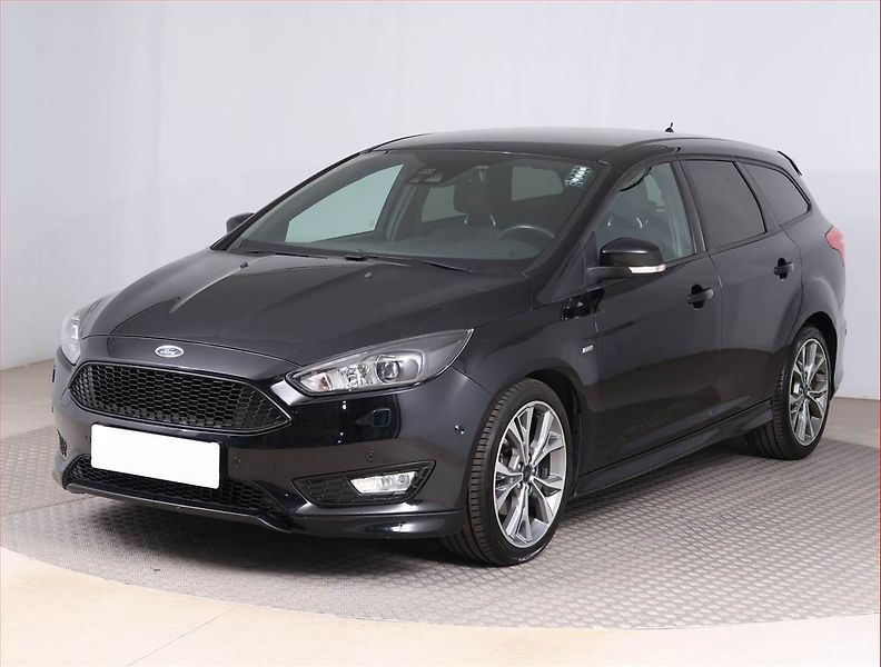 Ford Focus (2018) ST-Line 1.5 EcoBoost, Automat - fotka 2 z 17