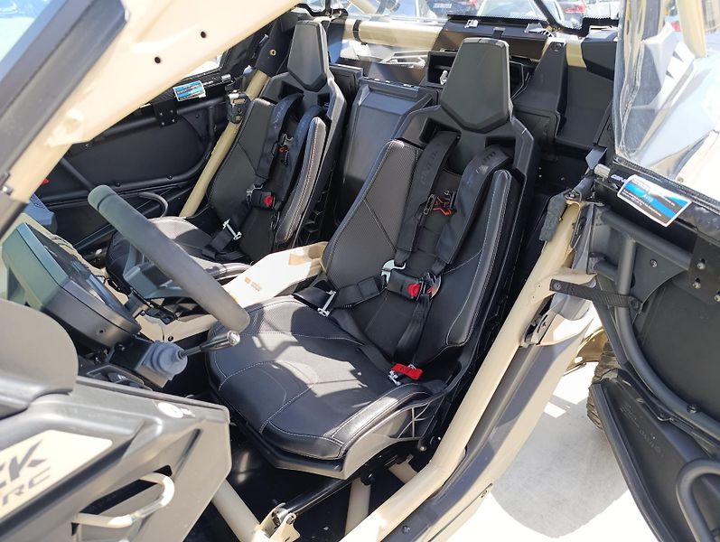 Can-Am MAVERICK XRS TURBO RR DPH - fotka 14 z 30