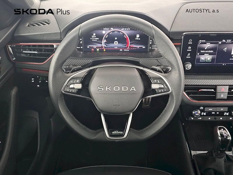 Škoda Kamiq (2025) 1.0TSI 85kW DSG MONTE CARLO TA - fotka 5 z 29