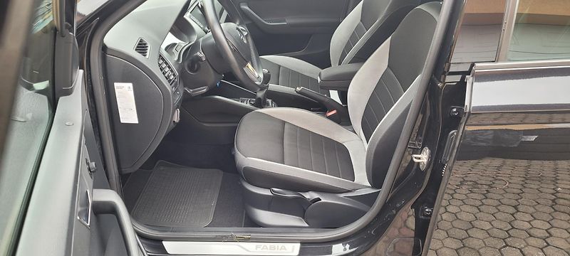 Škoda Fabia (2016) 3 1,2 TSi 81kW benzín „JoY“ - fotka 11 z 40