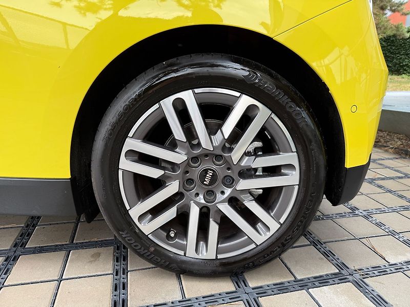 Mini Cooper SE, Hatchback, 135 kW - fotka 8 z 33