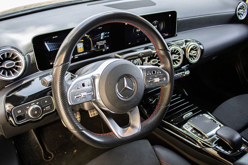 Mercedes-Benz Třídy A - fotka 7 z 28