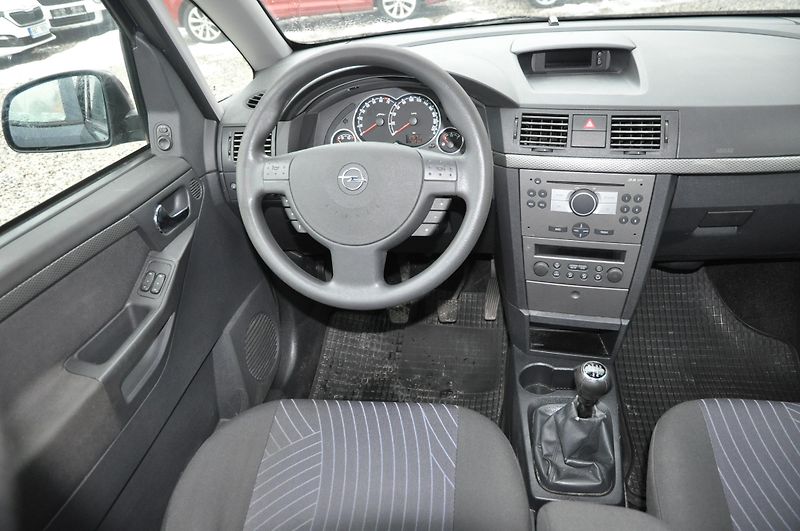 Opel Meriva 1.4i 16V 66kW - fotka 5 z 12