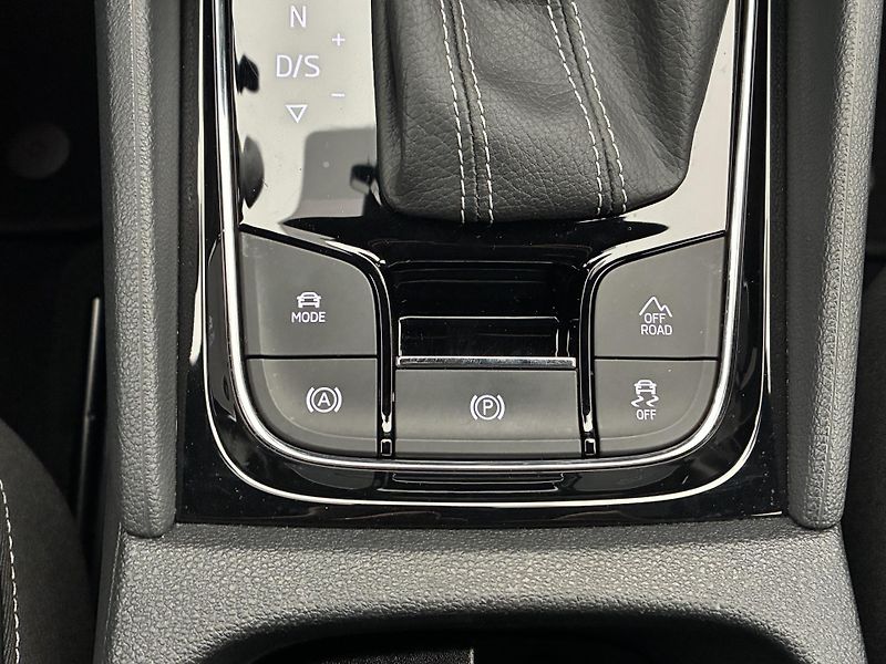 Škoda Kodiaq 2,0 TDI DSG 4x4 Sportline DPH - fotka 26 z 35
