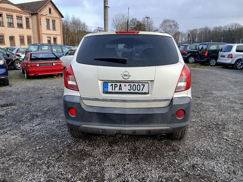 Opel Antara 2.2 CDTI, 4x4, tažné, Cosmo - fotka 9 z 27