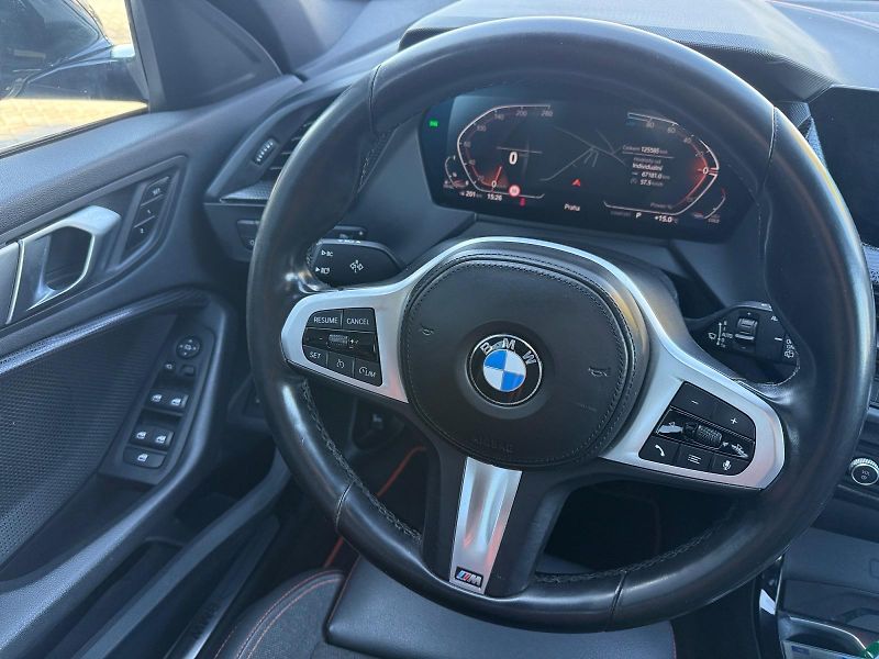 BMW Řada 1 (2022) 120d 140kW CZ DPH - fotka 11 z 11