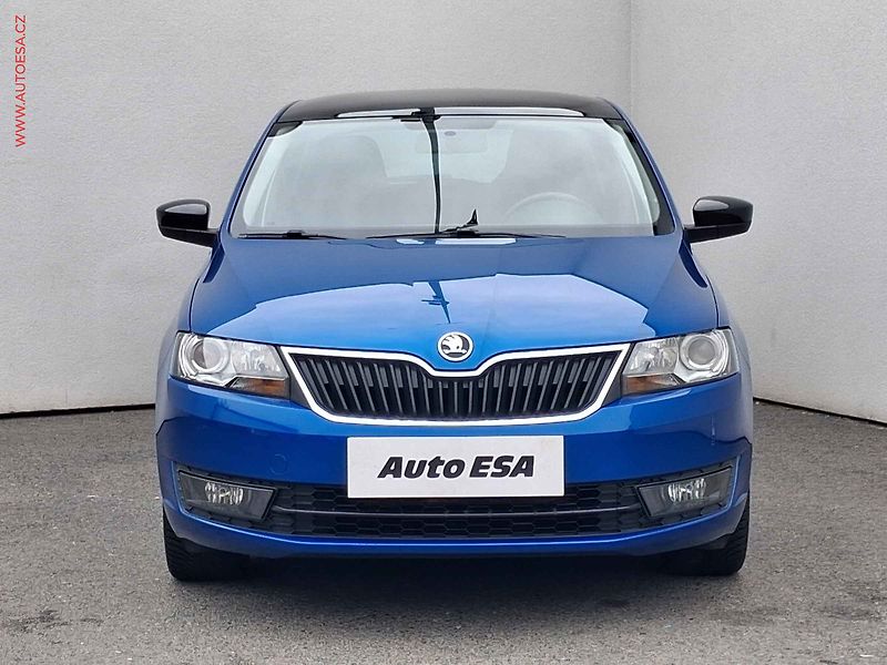 Škoda Rapid (2015) 1.2 TSi, Sport, xenon, panor - fotka 2 z 17