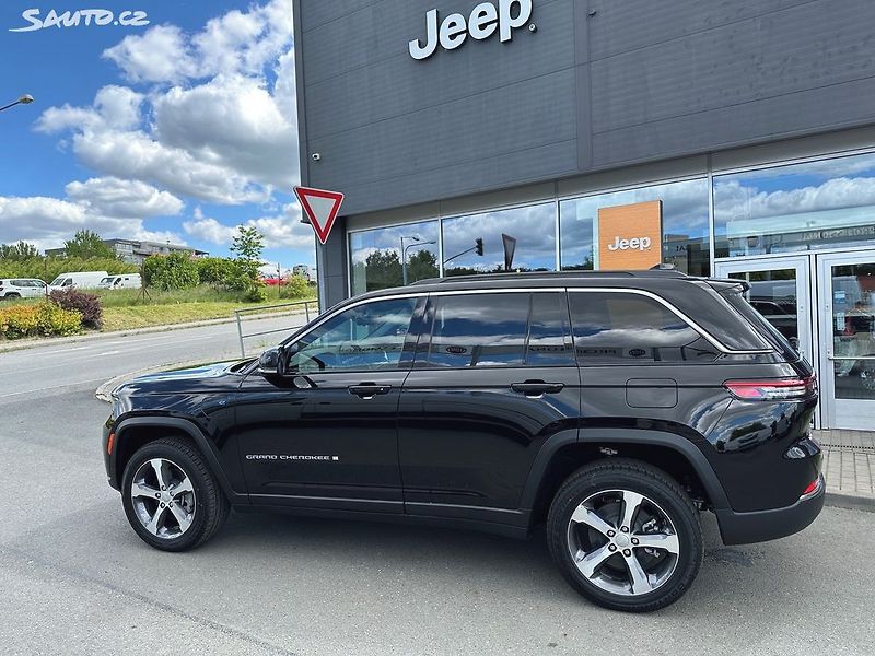 Jeep Grand Cherokee (2025) Limited 2.0 Turbo 4xe PHEV - fotografie inzerátu