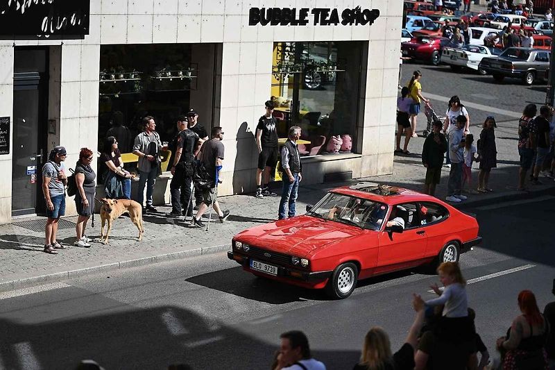 Prvomájová jízda automobilových veteránů 2025 v Ústí nad Labem.