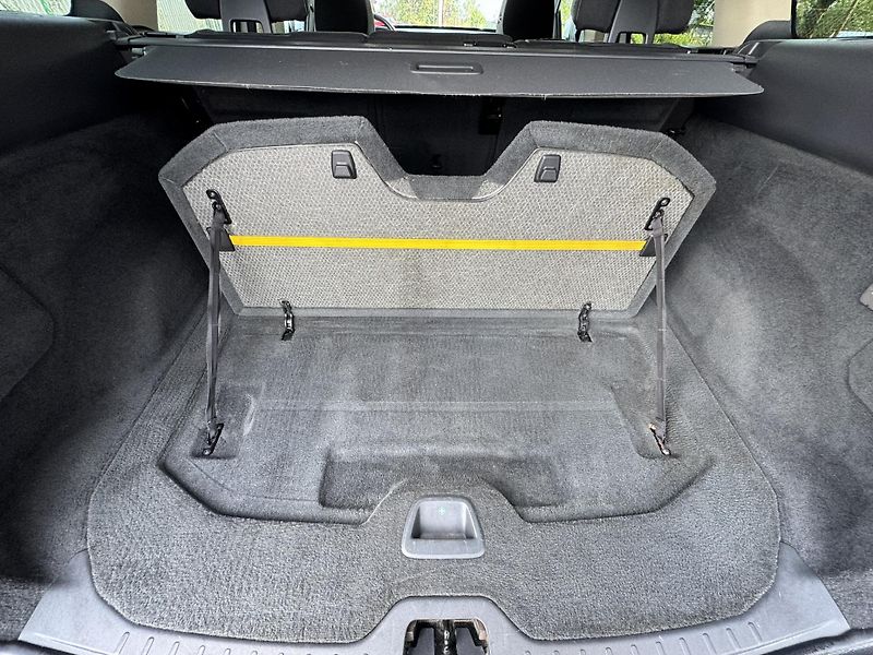 Volvo XC60 D4 AWD MOMENTUM - fotka 25 z 43