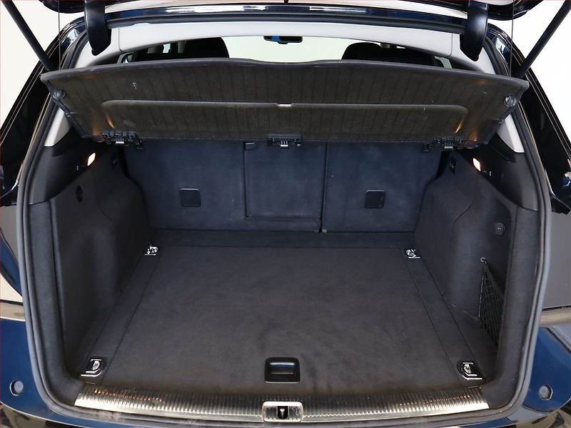 Audi Q5 (2008) 2.0 TDI, 4X4, Serv.kniha - fotka 11 z 17