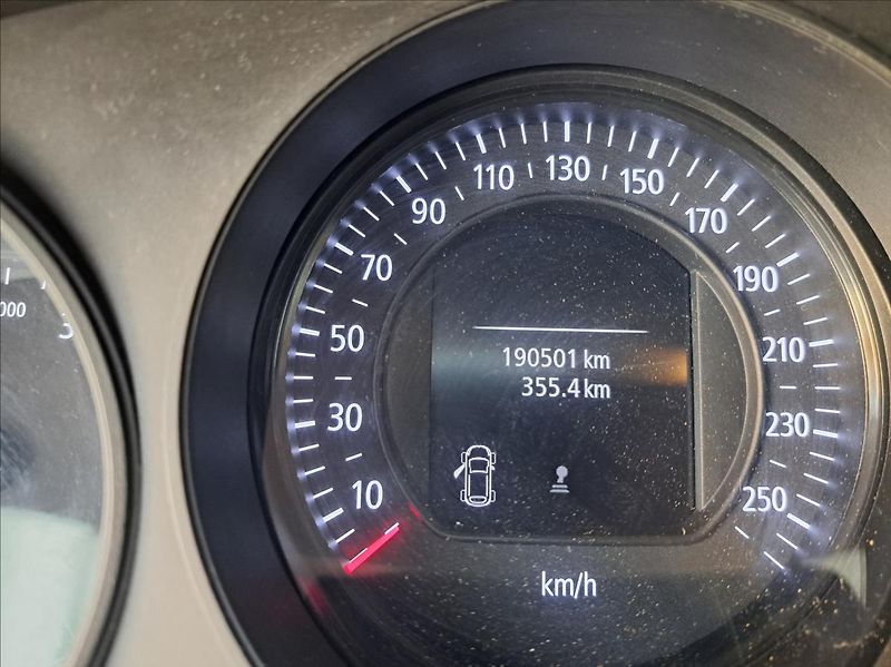 Renault Mégane 1,5 dCi - fotka 33 z 38