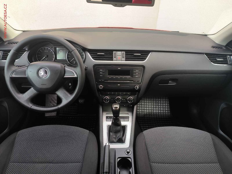 Škoda Octavia (2013) 2.0 TDi, Ambition, STK8/28 - fotka 8 z 16