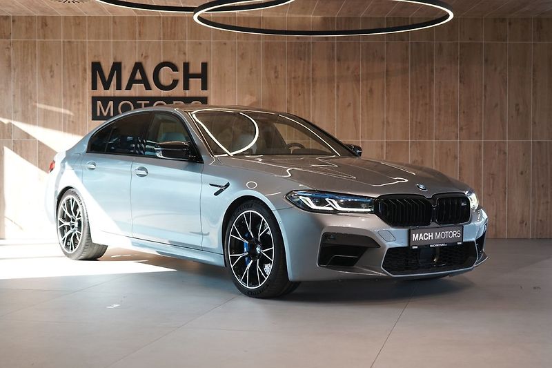 BMW M5 Competition xDrive, B&W, HUD - fotka 4 z 47