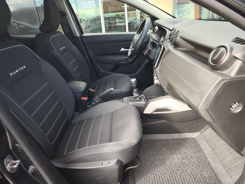 Dacia Duster 2022 ČR 1.3 TCe 96kW Prestige - fotka 18 z 32