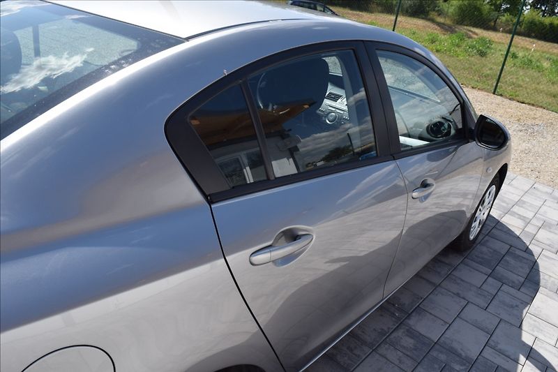 Mazda 3 1,6 i 77KW NOVÁ STK TOP STAV! - fotka 10 z 48