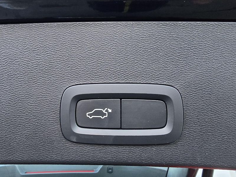 Volvo XC40 - fotka 37 z 39