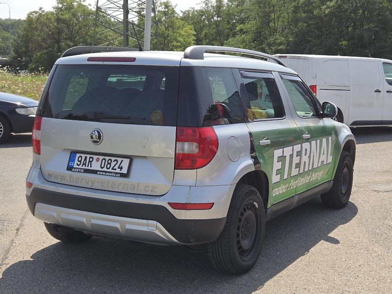 Škoda Yeti (2017) 2,0TDi 4x4 celopolep folie!  - fotka 4 z 9